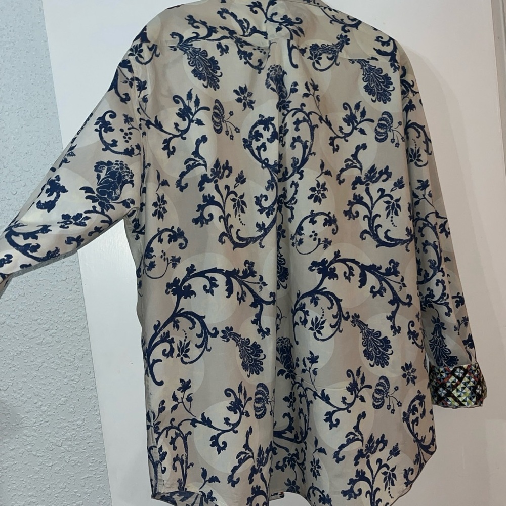 Robert Graham Cream and Blue Floral Shirt